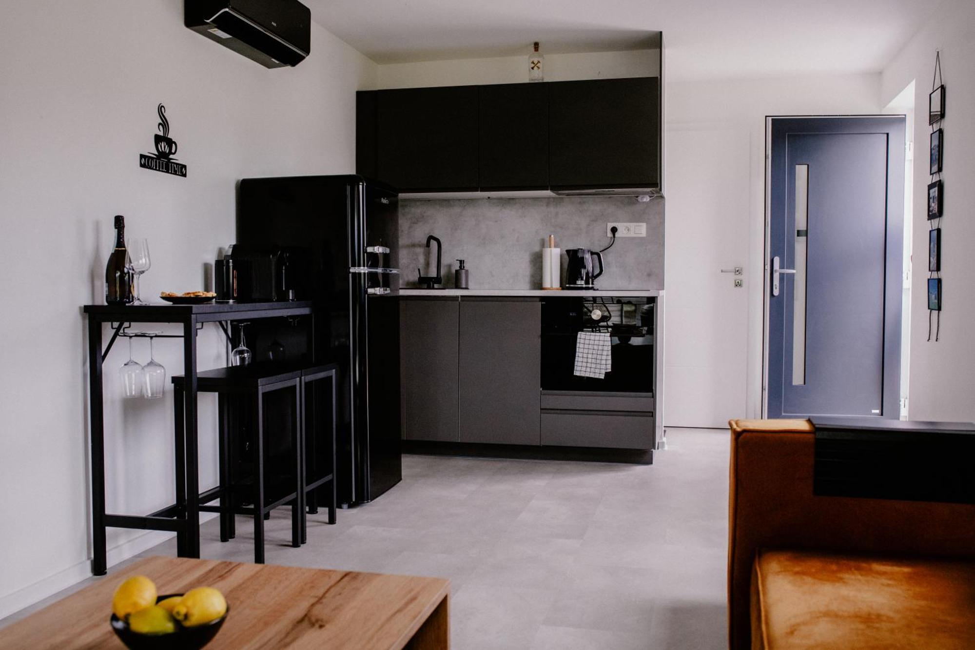 Apartment Fratello Soporna Екстер'єр фото
